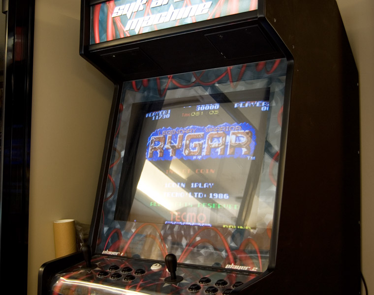 Syk Arcade Machine00